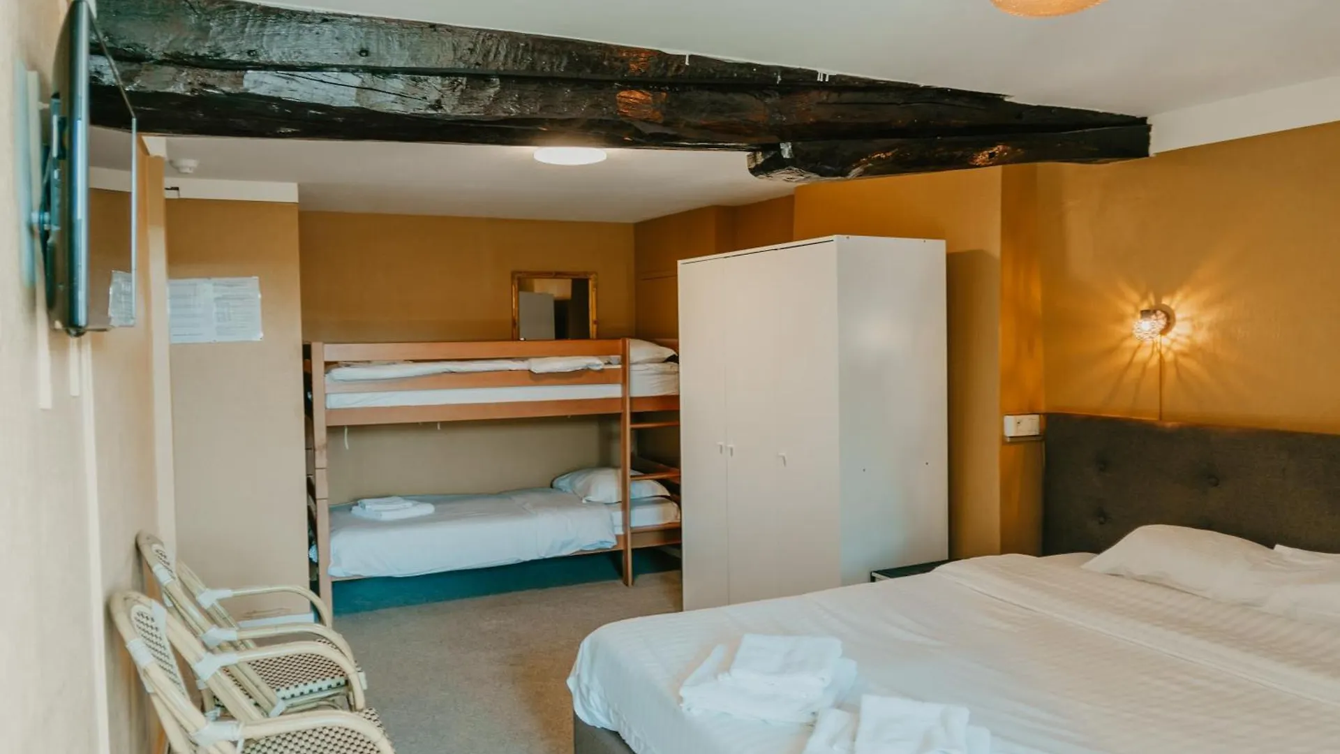 Hotel Cavalier Brujas