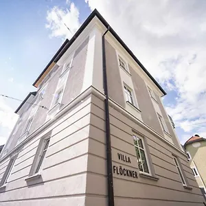 Oda ve Kahvaltı Floeckner