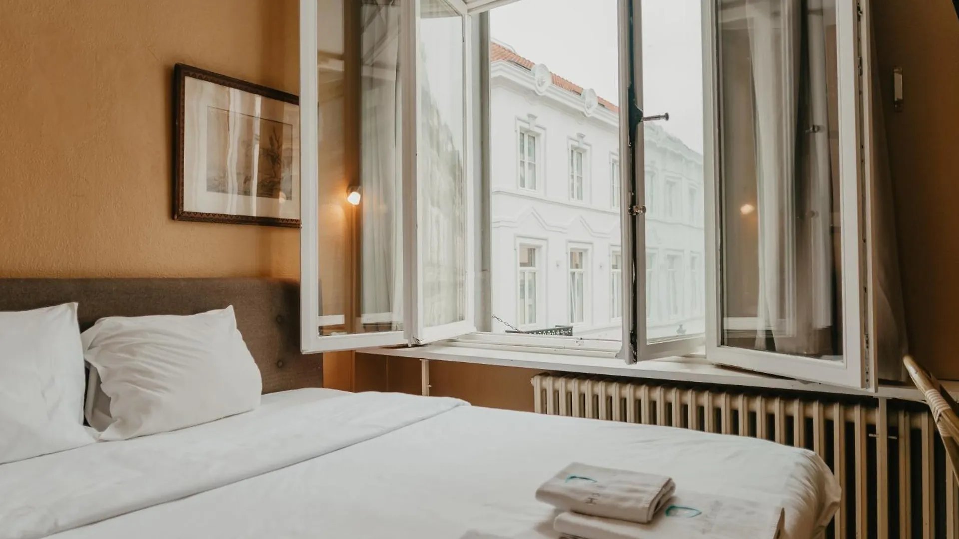 Hotel Cavalier Bruges 2*,