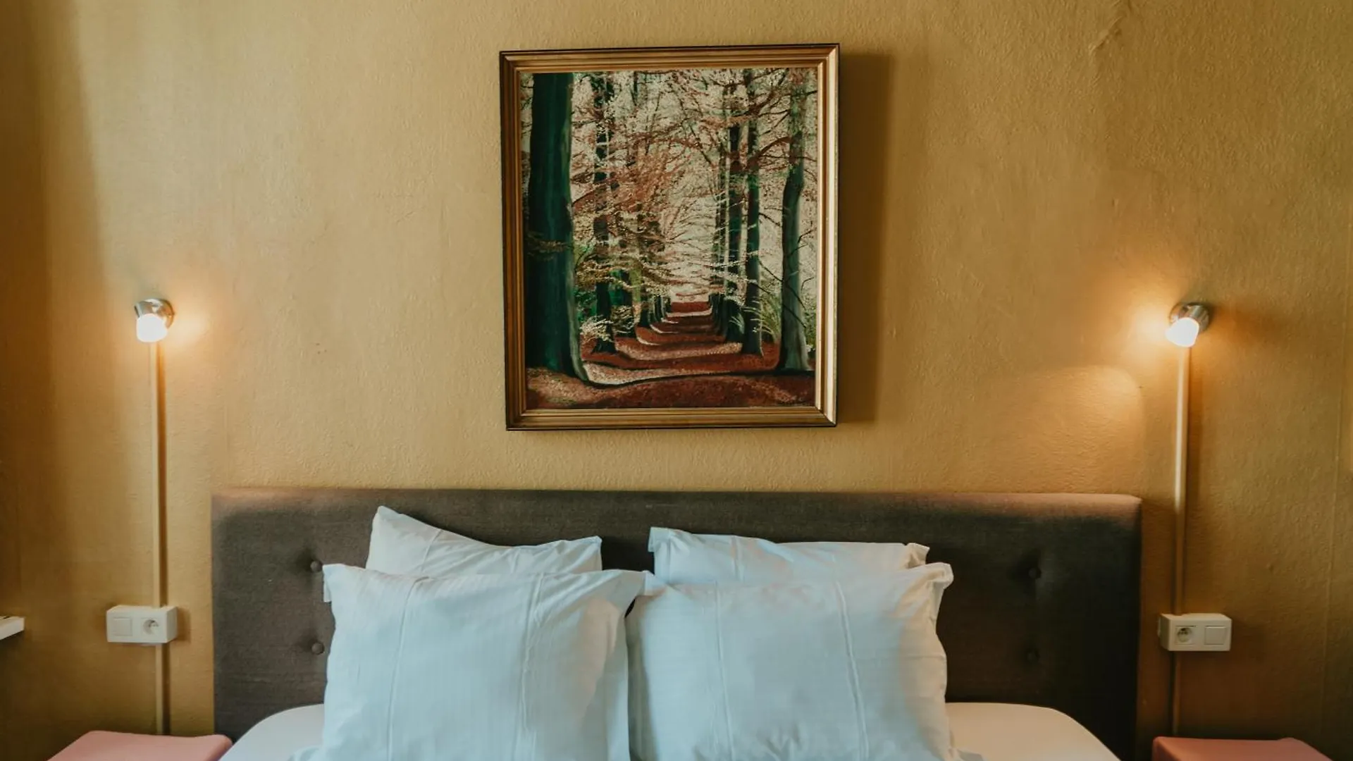 Hotel Cavalier Bruges 2*,